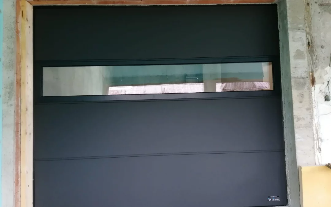 Sekcijska garažna vrata UniPro SNP – Hajdina