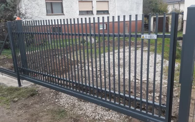 Drsna dvoriščna vrata – Maribor