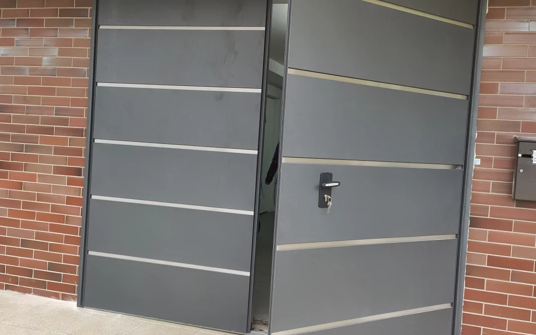 Dvokrilna garažna vrata – Mozirje