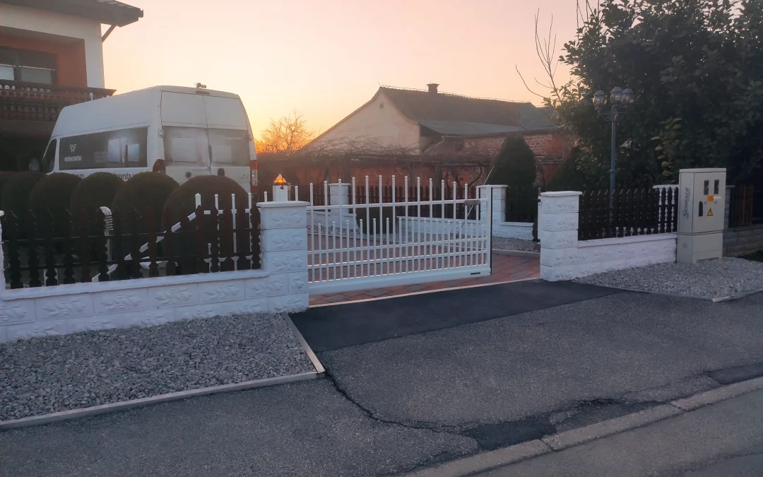 Drsna dvoriščna vrata – Puconci