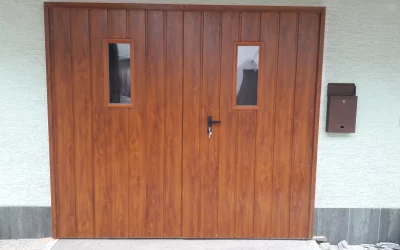 Dvokrilna garažna vrata – Škocjan