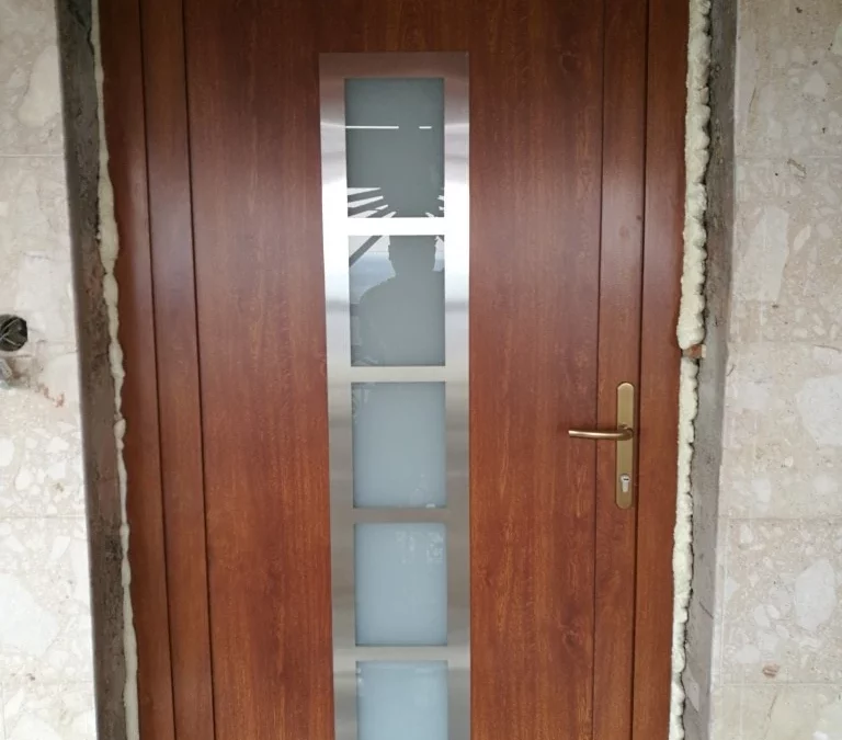 Vhodna vrata – Celje