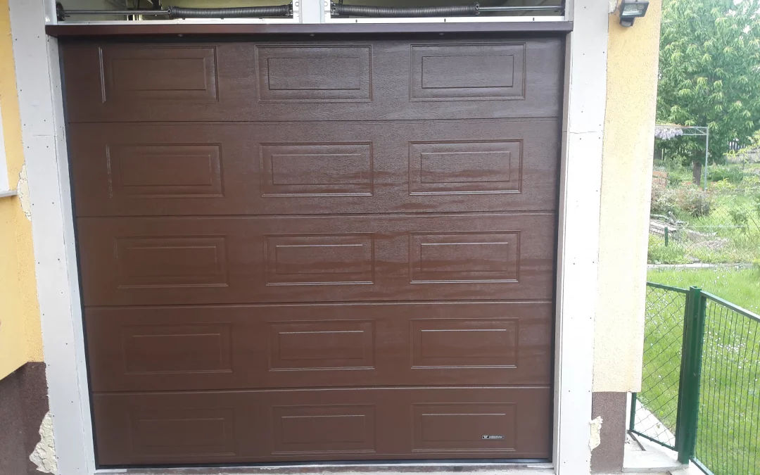 Sekcijska garažna vrata UniPro – Maribor