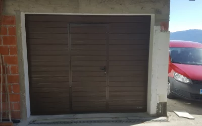 Sekcijska garažna vrata UniPro – Oplotnica