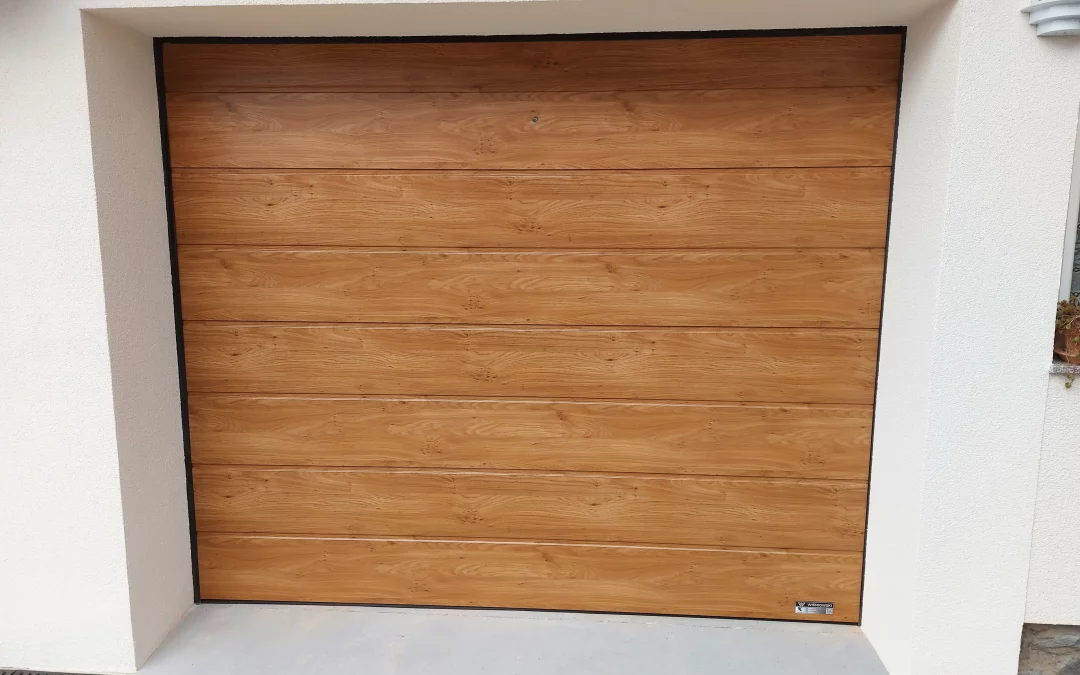 Sekcijska garažna vrata UniPro SNP – Maribor