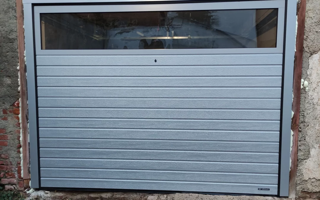Sekcijska garažna vrata UniPro RenoSystem – Maribor