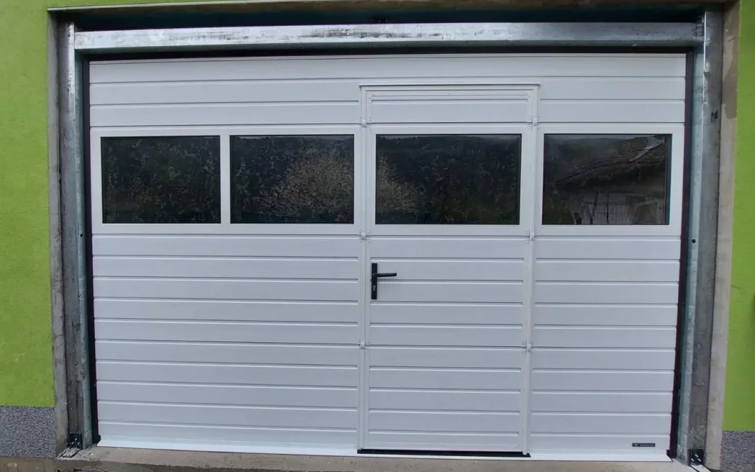 Sekcijska garažna vrata UniPro – Ig
